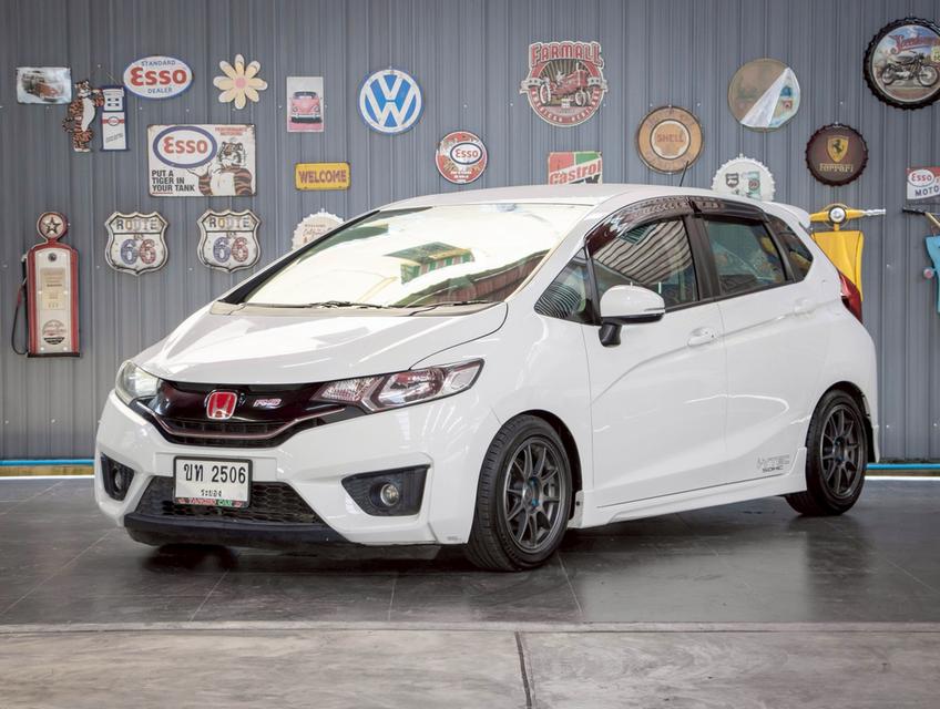 HONDA JAZZ 1.5 SV i-VTEC ปี 2016