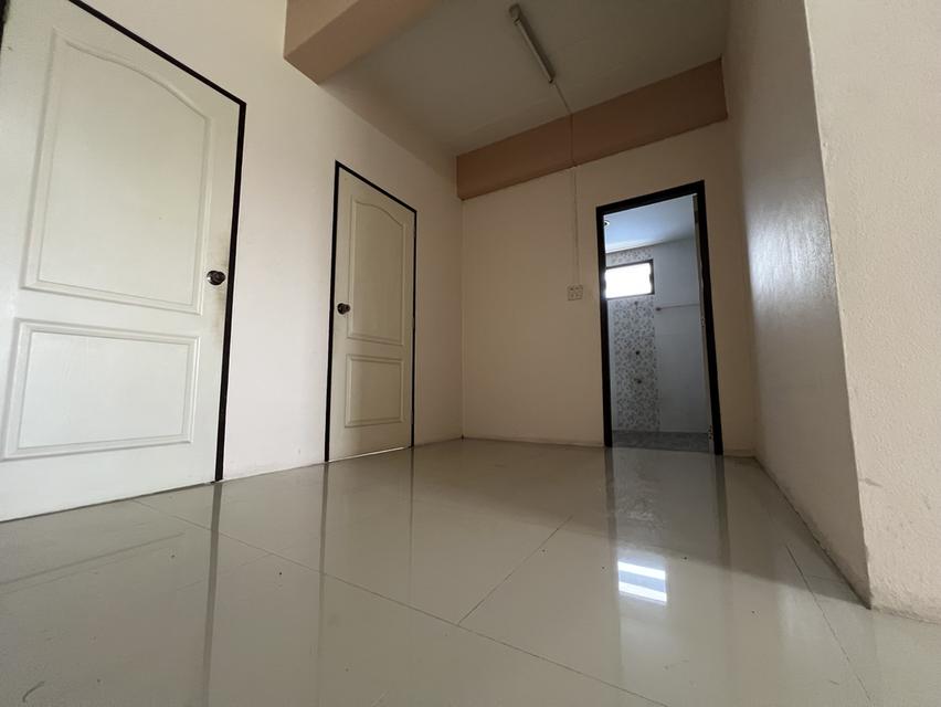 อาคารพาณิช์ 3 ชั้นครึ่ง ทำเลค้าขาย 7