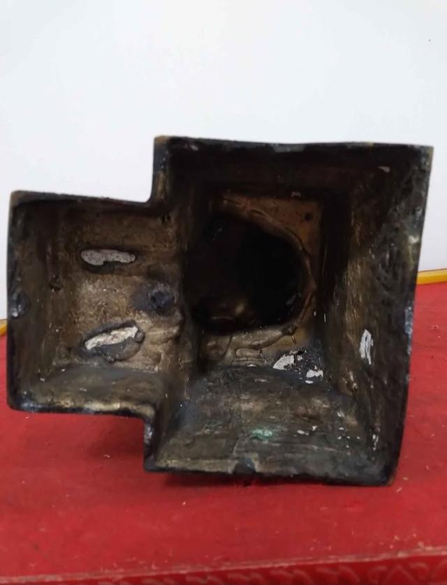 สมเด็จพระเจ้าตากสินหน้าตัก3นิ้วสูง11นิ้ว รูปที่ 2