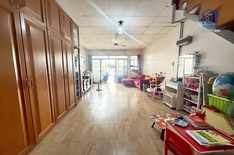 ขายทาวน์เฮ้าส์ 2 ชั้น หมู่บ้านราณี4 ซอยแจ้งวัฒนะ 6 ติดรถไฟฟ้าสถานนี้หลักสี่ 5