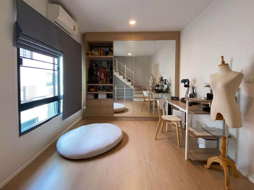 ให้เช่าทาวน์โฮม 3 ชั้น หมู่บ้านบ้านกลางเมืองสุขสวัสดิ์ 3 ห้องนอน 3 ห้องน้ำ พื้นที่ใช้สอย 166 ตร.ม. เฟอร์ครบ ใกล้เซ็นทรัล พระราม 3 8