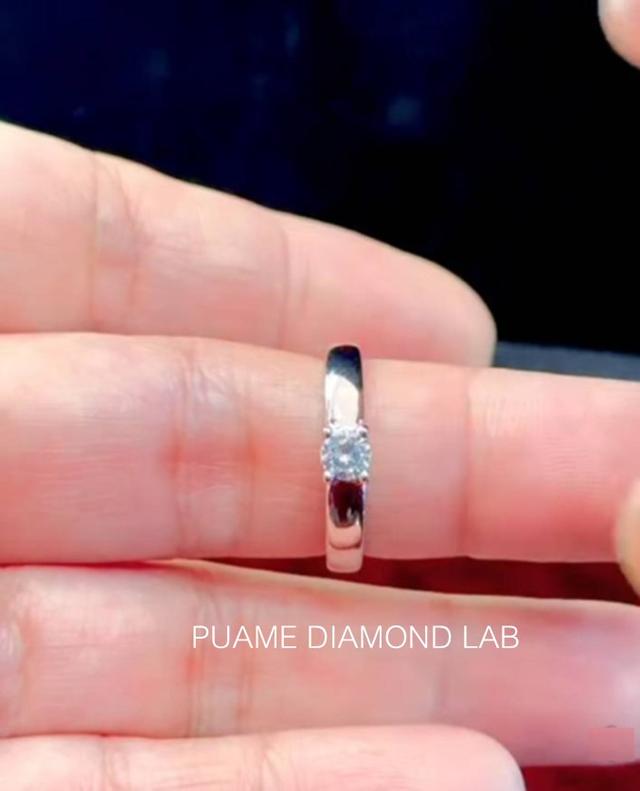 เพชรสวย ราคามิตรภาพ มีใบรับประกันสินค้าทุกชิ้น จำหน่ายแหวนหมั้น แหวนคู่รัก แหวนแต่งงาน แหวนผู้ชายผู้หญิง มีทุกแบบ สั่งทำออกแบบตามใจชอบ(083-2469526)