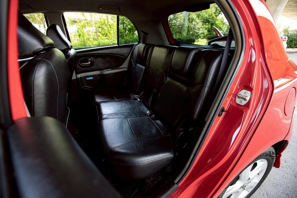 Toyota Yaris 1.2 J ปี 2006 สีแดง สวยสภาพดี  10