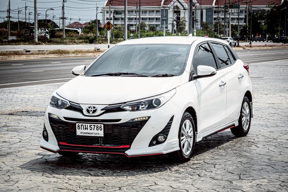 Toyota Yaris 1.2 G Sport เกียร์ออโต้ สีขาว ปี 2019