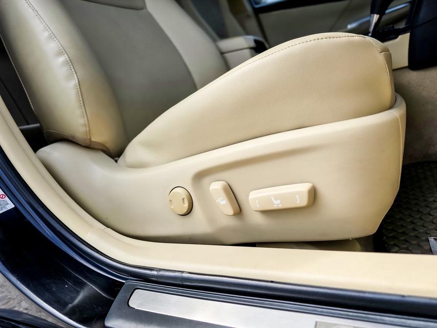 (แจ้งรหัสรถ CBLX6625) 🚘 TOYOTA CAMRY 2.0G D-4S 2016 — D-SEGMENT รูปที่ 13