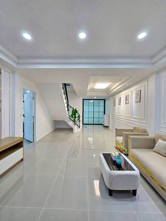 หมู่บ้านพระปิ่น3 บางใหญ่ ทาวน์เฮ้าส์ 2 ชั้น หลังริม มีพื้นที่ด้านข้าง หมู่บ้านติดถนนกาญจนาฯ บางใหญ่ 8