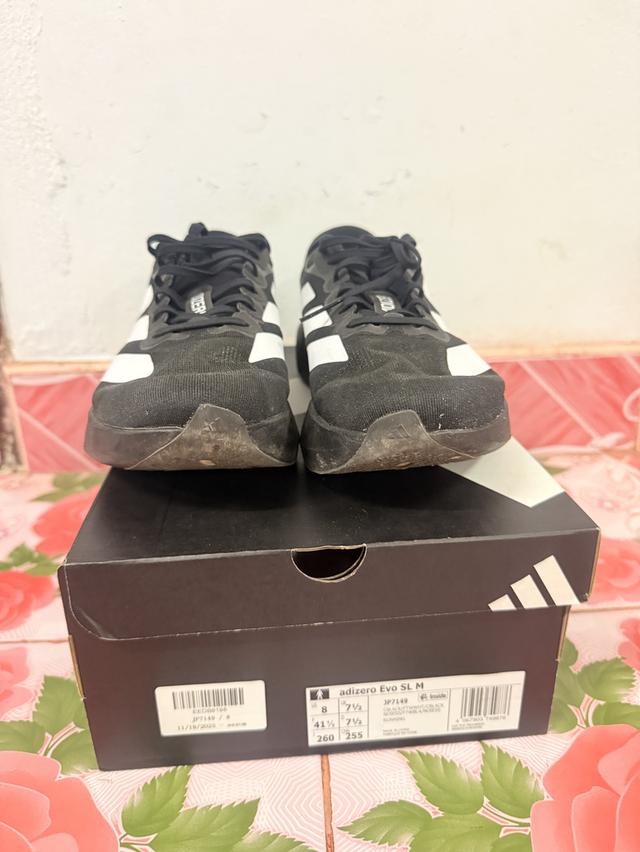 รองเท้าวิ่ง adidas evo sl black 8us 5