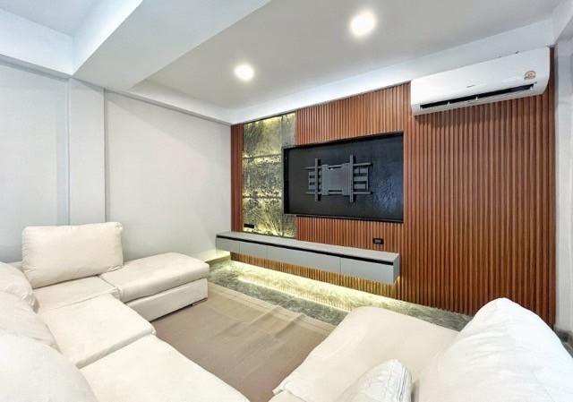 ให้เช่าบ้านเดี่ยว 5 ชั้น ตกแต่งพร้อมเข้าอยู่ ซอยทองหล่อซอย 25 สไตล์ class modern พื้นที่ใช้สอยกว่า 600 ตร.ม. เหมาะสำหรับครอบครัวขนาดใหญ่หรือโฮมออฟฟิศ 6