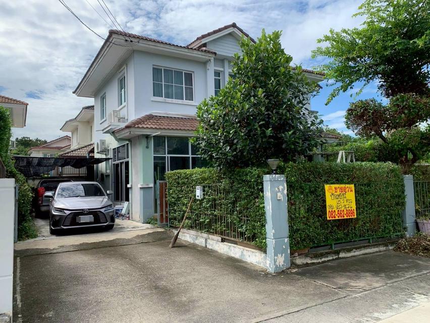 ขายบ้านเดี่ยว 2 ชั้น หลังมุม หมู่บ้านชลลดา บางบัวทอง นนทบุรี 2