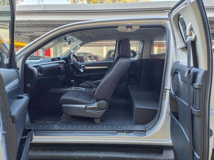 Toyota Revo 2.4 Entry Prerunner Smart Cab AT ปี 2024 รูปที่ 8