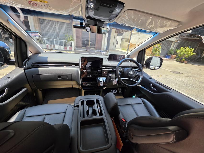 ขาย 2025 รถยนต์ ฮุนได Starria Premium 2.2D รูปที่ 4
