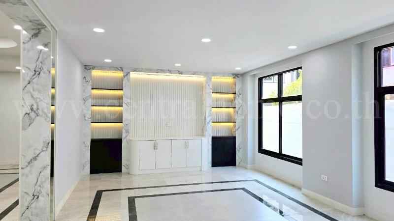 บ้านเดี่ยว ซอยวิภาวดีรังสิต 36 ทำเลทอง รีโนเวทใหม่ สวยมาก ราคาถูก 9