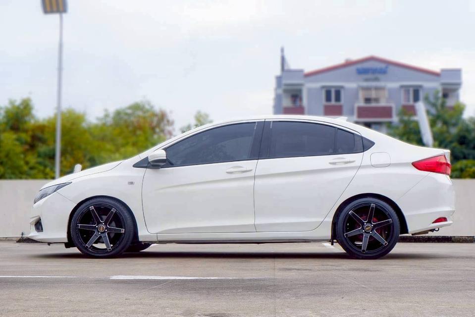 รหัสรถ QT2015 Honda city 1.5s เกียร์ m/t สีขาว ปี2014