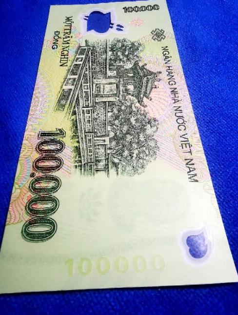 แบงก์​สะสม​เวียดนาม​ Vietnam, 100,000 Dong, ไม่​ผ่าน​ใช้​ UNC, B978E 2