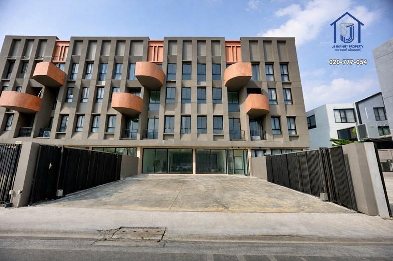 ขายโฮมออฟฟิศ 3.5 ชั้น บริทตัน ซอยลาดพร้าว 41 แยก 16 พร้อมลิฟต์ส่วนตัว ใกล้MRT สถานีภาวนา 1