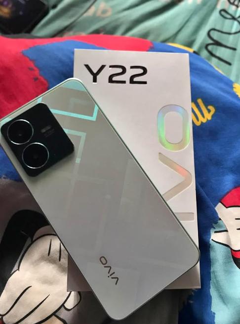 ขาย Vivo Y22 ใหม่มาก