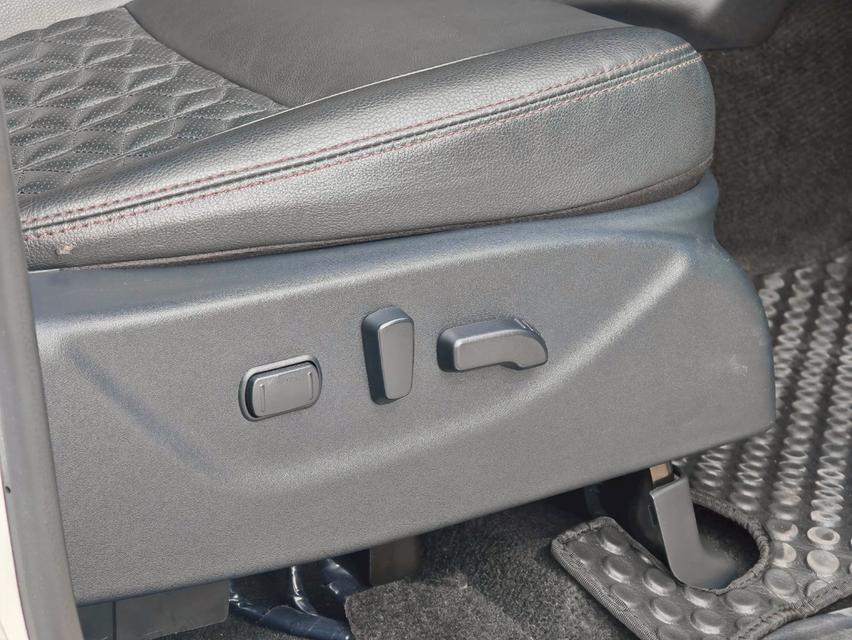 2022 NISSAN TERRA 2.3 VL 4WD 14