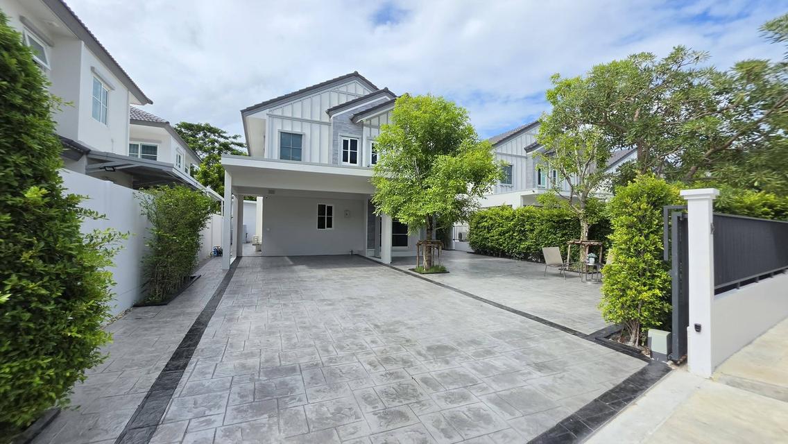 ให้เช่าบ้านเดี่ยว2ชั้น  Villaggio 3 ศรีนครินทร์-บางนา  ไม่เคยเข้าอยู่ บ้านพึ่งตกแต่งเสร็จ 1