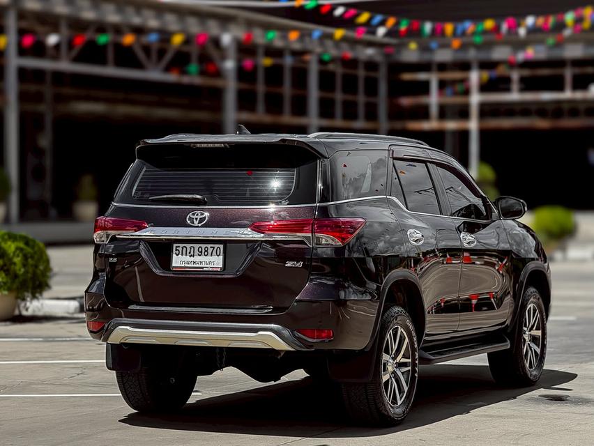 🚗 TOYOTA FORTUNER 2.8 V  ขับ4 เกียร์ออโต้ ปี 2016  ฟรีเงินดาวน์ รูปที่ 6
