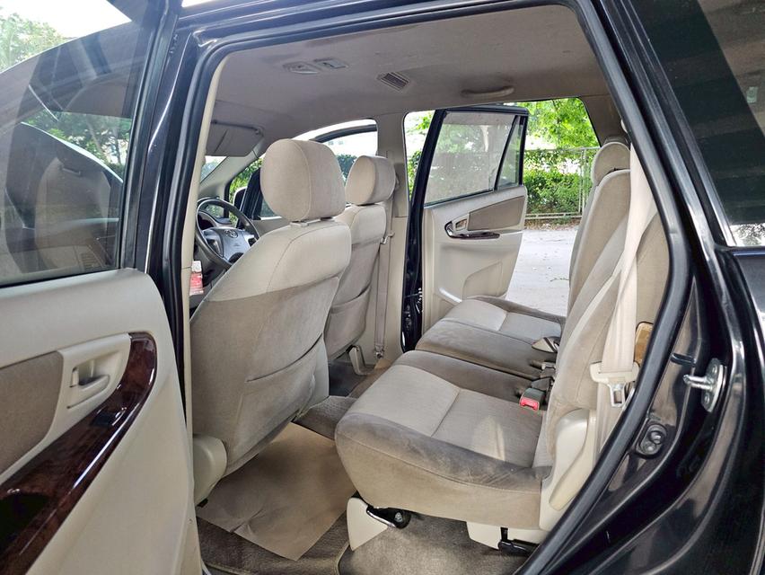 Toyota Innova 2.0G Year 2013 10