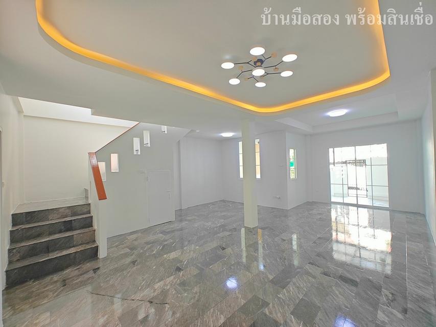 คัทลียาวิลล์ ลำลูกกา รูปที่ 6