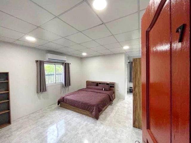 คฤหาสน์บ้านเดี่ยว 12นอน 11น้ำ ใกล้อ่างเก็บน้ำมาบประชัน ฟลาวเวอร์แลนด์ พัทยา 800ตรม. Siam Country Club 3กม. Pool Villa ถ. 2