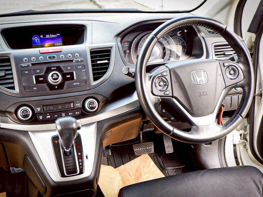 HONDA CRV 2.0 E (i-VTEC) เกียร์ Auto 4WD สีขาวมุก ปี 2014 10