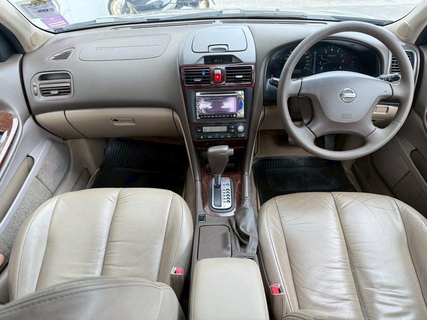  NISSAN CEFIRO 2.0 EXECUTIVE V6 TOP 2002 A33 สีน้ำตาล 6