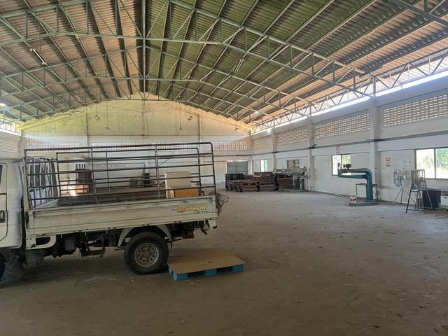 ให้เช่าโรงงานบ้านบึงชลบุรี เนื้อที่ 1,000 ตารางเมตร ติดถนน 344 บ้านบึง,ชลบุรี ที่ดินผังสีม่วงลาย 1