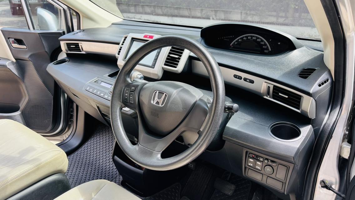 HONDA FREED 1.5 EL i-VTEC ตัวท็อป 12