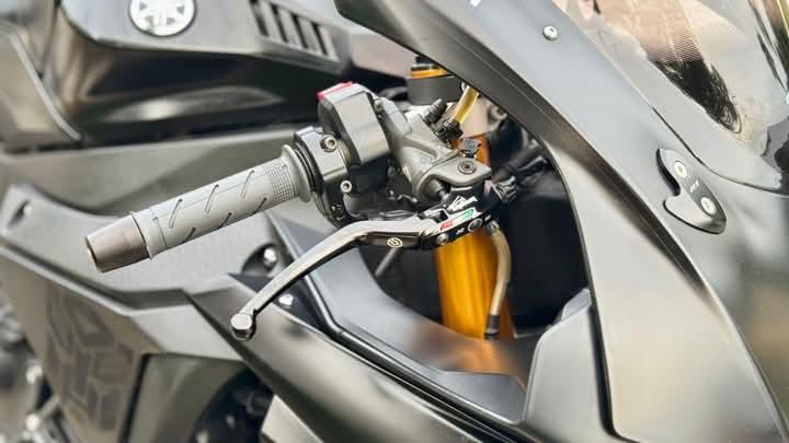 Yamaha R1 มือสอง 6