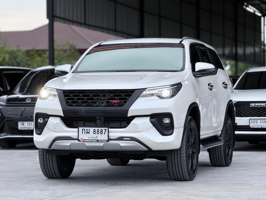 2019 TOYOTA FORTUNER, 2.4 V 4WD โฉม ปี15-ปัจจุบัน สีขาวแต่ง TRD รหัส WRT8887 2