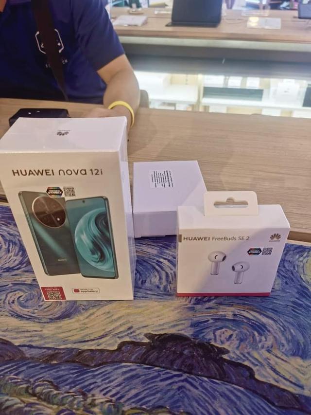 huawei nova 12i สีเขียวมิ้น 3