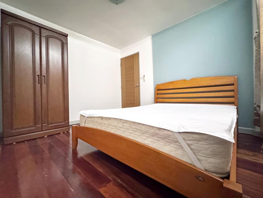ให้เช่าทาวน์เฮาส์ 2 ชั้น ถ.ประชาราษฎร์บำเพ็ญ ห่างMRT ห้วยขวางเพียง 1 กม. Townhouse for rent PRACHARAJBUMPEN Rd. HUAI KWANG (曼谷 聯排別墅出租, 汇权–素提讪–拉差达) รูปที่ 6