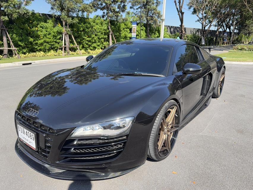 Audi R8 V10 FSI ปี 2011