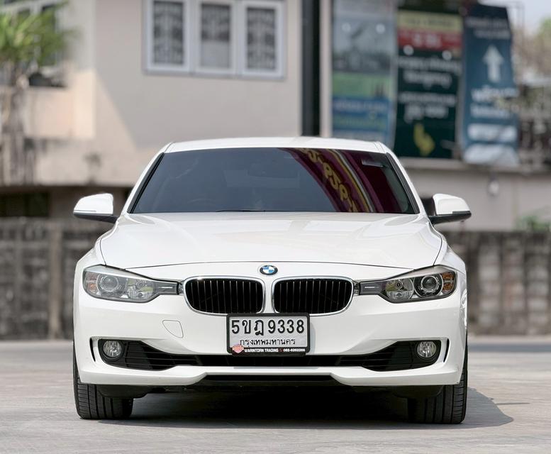 BMW 320i Luxury ปี13 รูปย่อยที่ 2