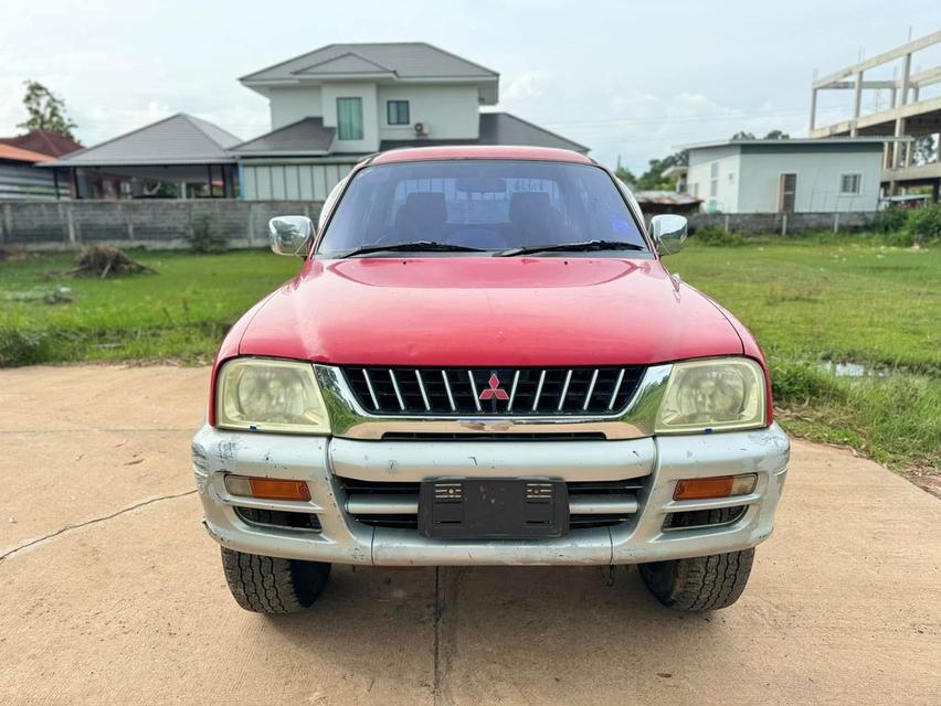 ขาย Mitsubishi Strada Grandis สีแดง 5