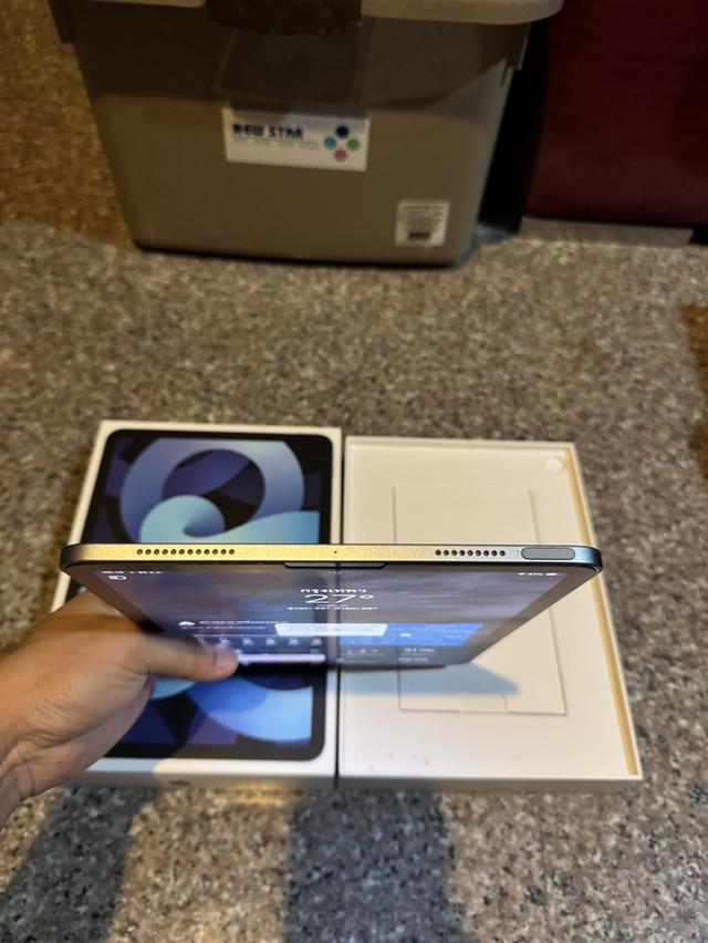 ขายiPadAir4สีหายากSky Blue256กิ๊กสูนTrueมีกล่องอีมี่ตรงไร้รอยตกใช้งานดีถูกๆ