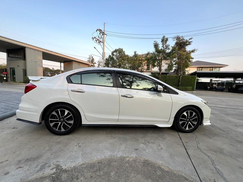 Honda Civic FB 1.8ES AT ปี2015 รถมือเดียวสภาพเดิมๆ 20
