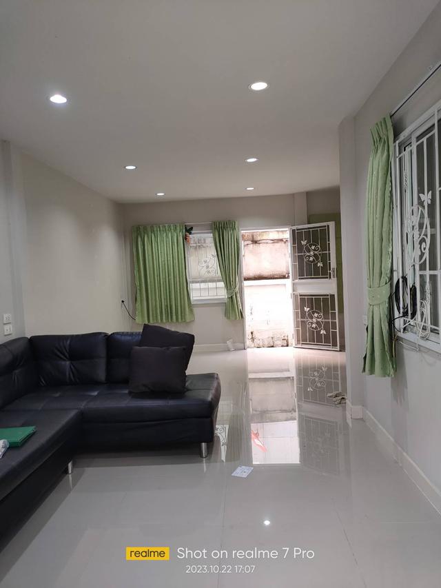รูป บ้านมือสอง 2