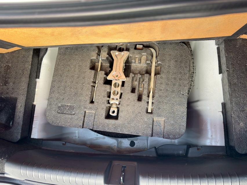 2015 HONDA CIVIC 1.8 ES ไมล์ 104,000 km รูปที่ 15