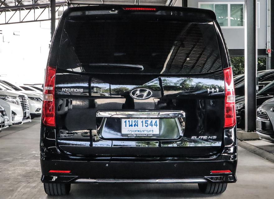 ขาย HYUNDAI H-1 2.5 ELITE ปี 2022 ไมล์ 40,000 กม.