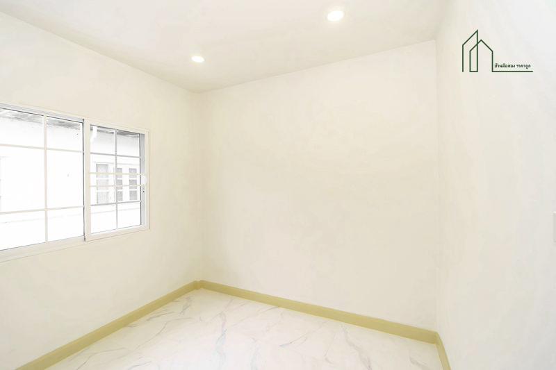 ทาวน์เฮ้าส์รีโนเวทใหม่เอี่ยม หมู่บ้านบัวทอง 4 ฟรีค่าโอน  9
