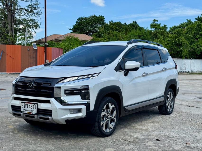 Mitsubishi Xpender 1.5 Cross AT สีขาว