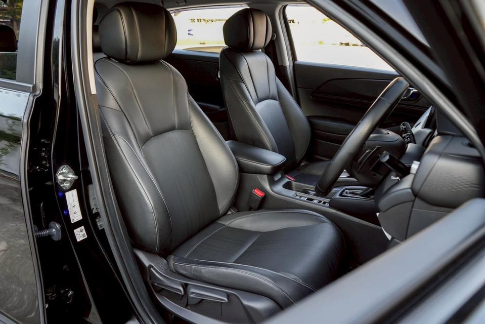 HONDA HR-V 1.5 E e:HEV AT 2023ไมล์ 109,xxx km. !! ราคา 659,000 บาท 8