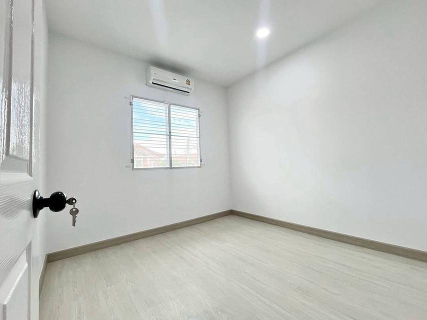 หมู่บ้านพฤกษาวิลล์ 15 (รัตนาธิเบศร์) ซอยวัดไผ่เหลือง ใกล้รถไฟฟ้าสถานีแยกบางพลูทาวน์เฮาส์ 2 ชั้น ตกแต่งใหม่พร้อมอยู่ 15