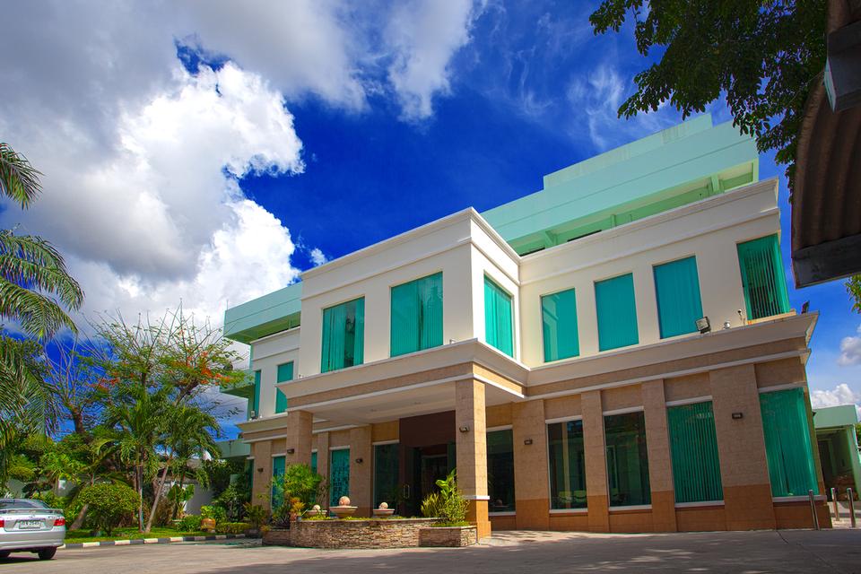 ขายที่ดินพร้อมสำนักงาน 3 ชั้นและคลังสินค้า(ที่ดินจำนวน  1,014  ตารางวา)  2