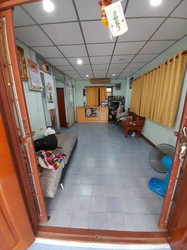 บ้านมือสอง หมู่บ้านสีวลี 3