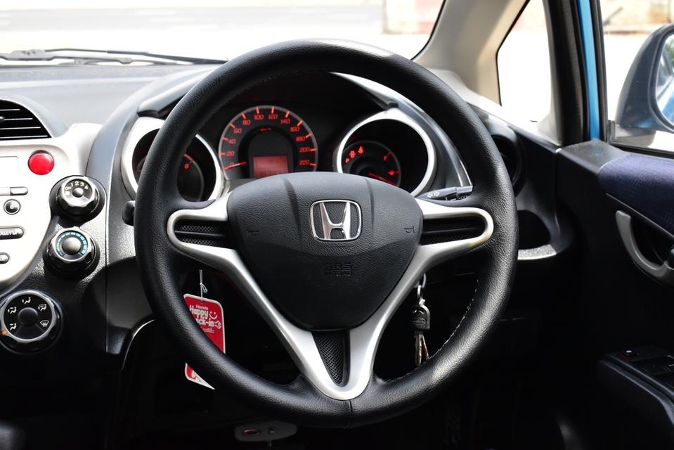 รหัสรถ PB7782 HONDA JAZZ 1.5 S AUTO 2014 เบนซิน 12