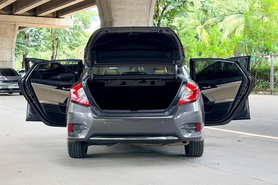 2020 Honda CIVIC FC 1.8 E AT รถสวย ขับดี ไมล์น้อย รูปที่ 8